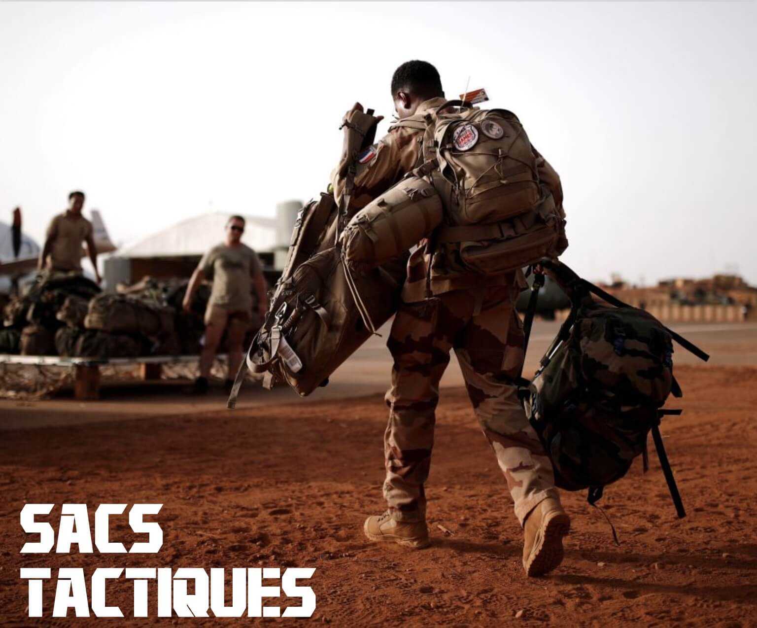 Surplus Militaires : Équipements, Sacs, Vêtements & Accessoires